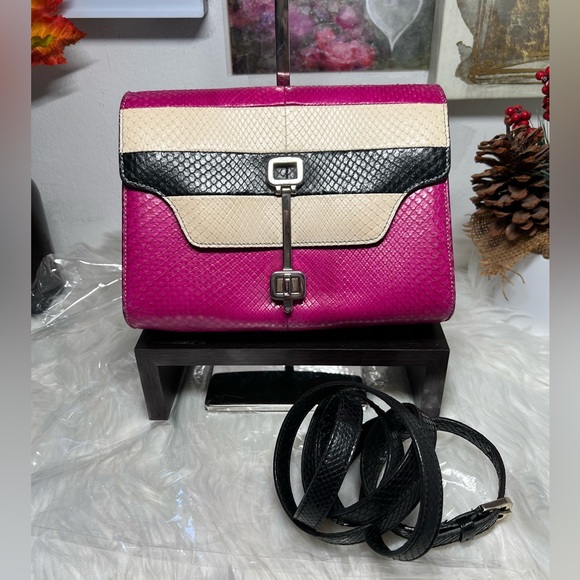 Authentic TOD'S Shoulder or Crossbody Bag real Python Leather - Picture 1 of 15